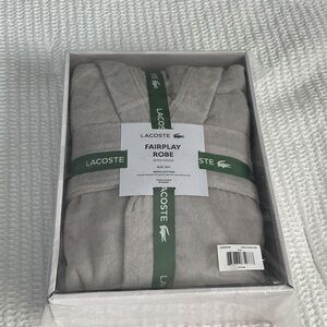 Lacoste Gray Fairplay Robe with Hood. NWT 👘